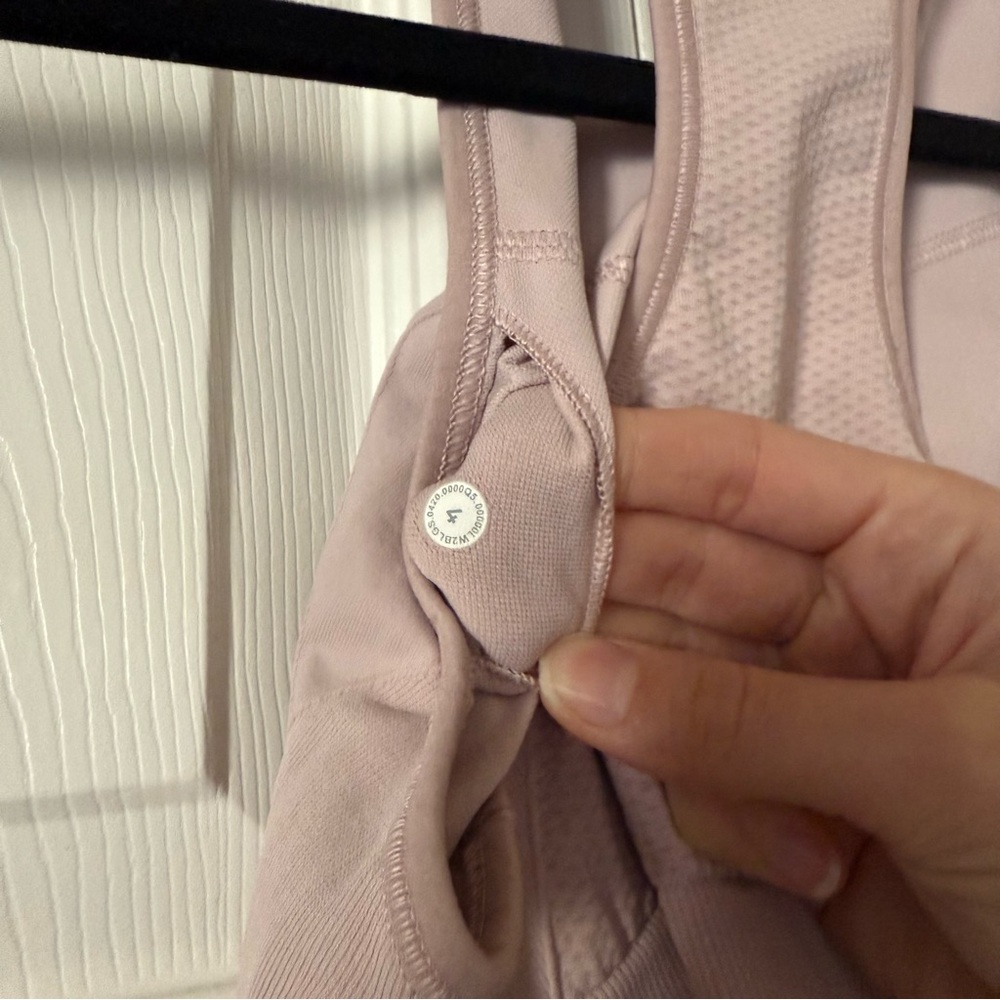 LULU LEMON EBB TO TRAIN BRA - Picture 4 of 4